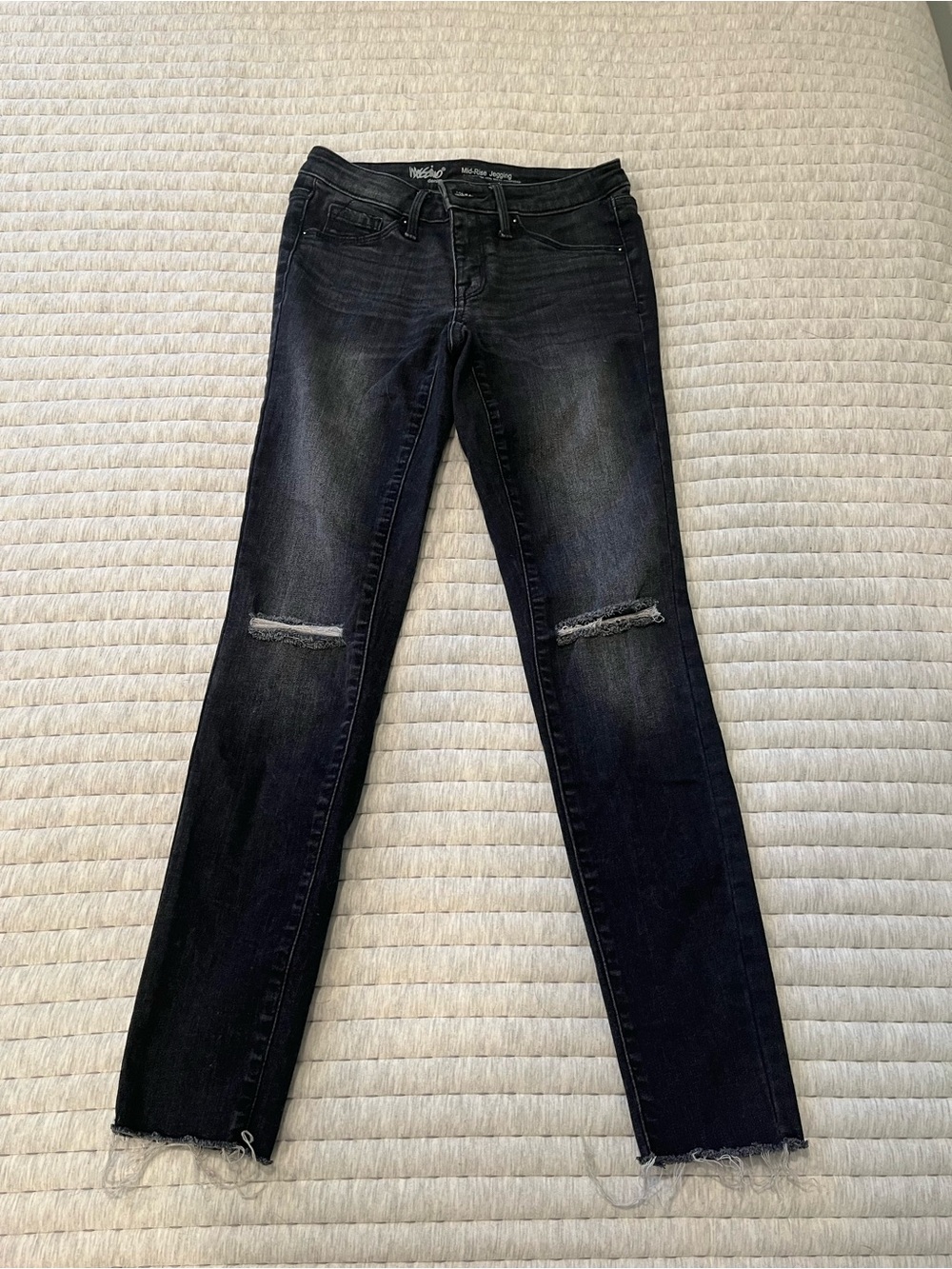 Mossimo Supply Co. Black/Gray Distressed Mid-Rise Jegging